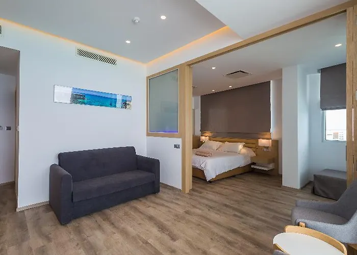 Hotell Vrissaki Protaras