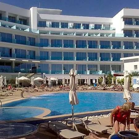 Vrissaki Hotel 4*