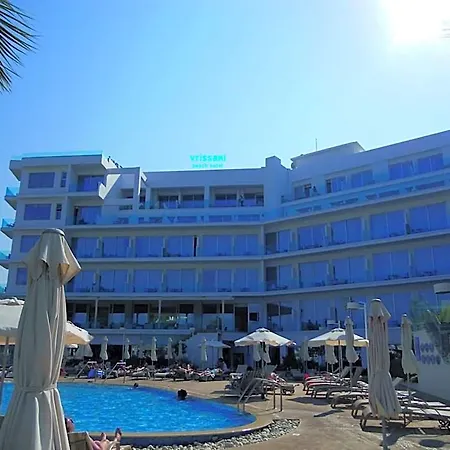 Hotel Vrissaki