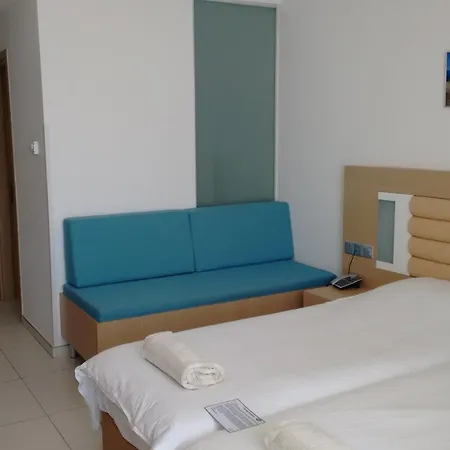 Hotel Vrissaki Protaras