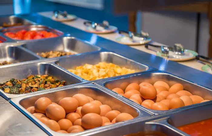 Vrissaki Hotell Protaras