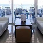 Hotel Vrissaki 4*