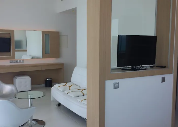 Hotel Vrissaki Protaras